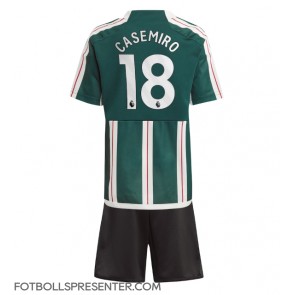 Manchester United Casemiro #18 Bortatröja Barn 2023-24 Kortärmad (+ korta byxor)